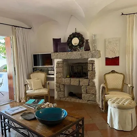 Hébergement de vacances Elegant House With Magnificent View Of The Harbor